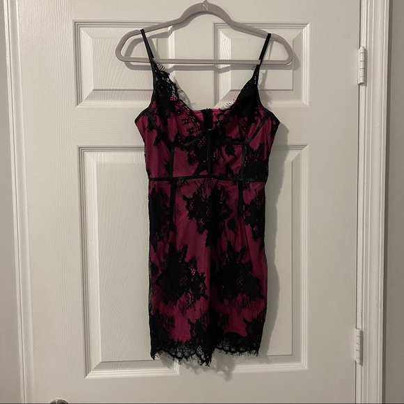 Superdown Pink Black Lace Overlay Bustier Dress Sz M NWT - Picture 2 of 7